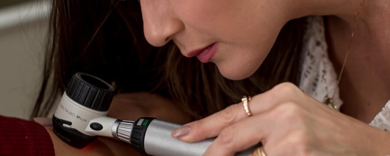 Dermatologista Cinthia Garcez